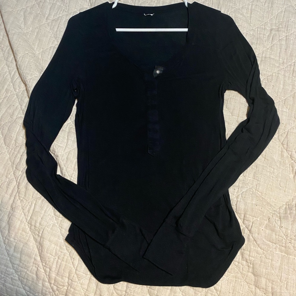 Kit and Ace thin long sleeve